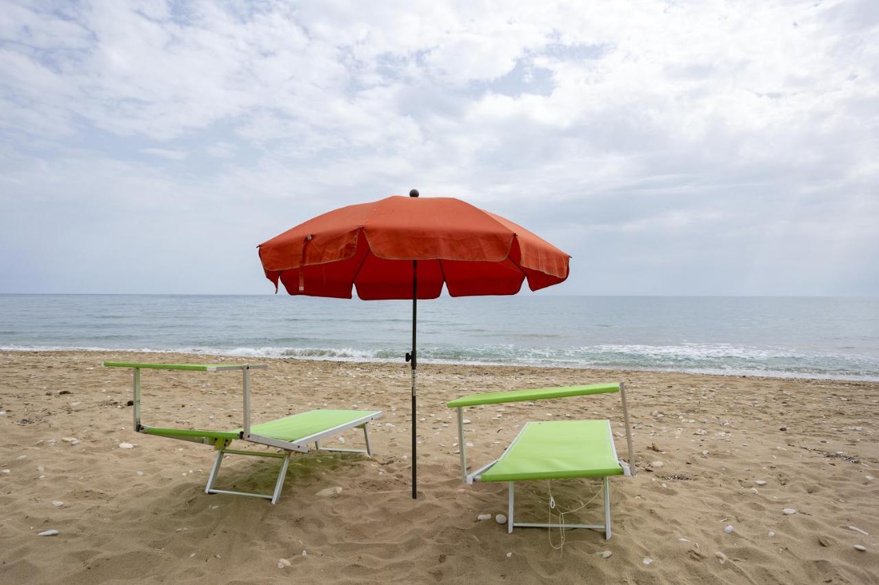 3 Sirene Sciacca Fronte Mare Villa Buitenkant foto